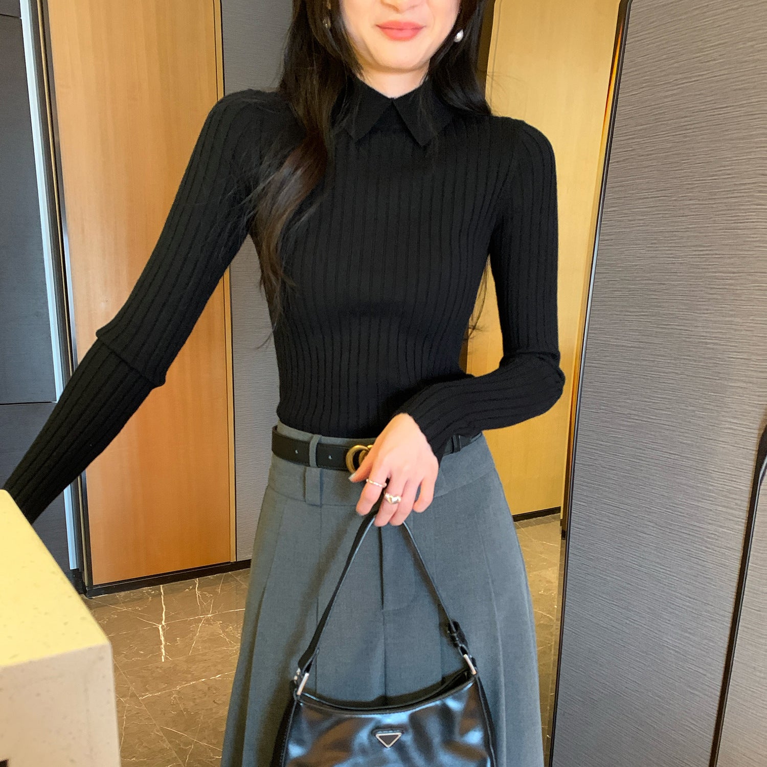 Pique Collar Slim Fit Inner Layer Apricot Knit Top for Women Polo Shirt Elegant Blouse